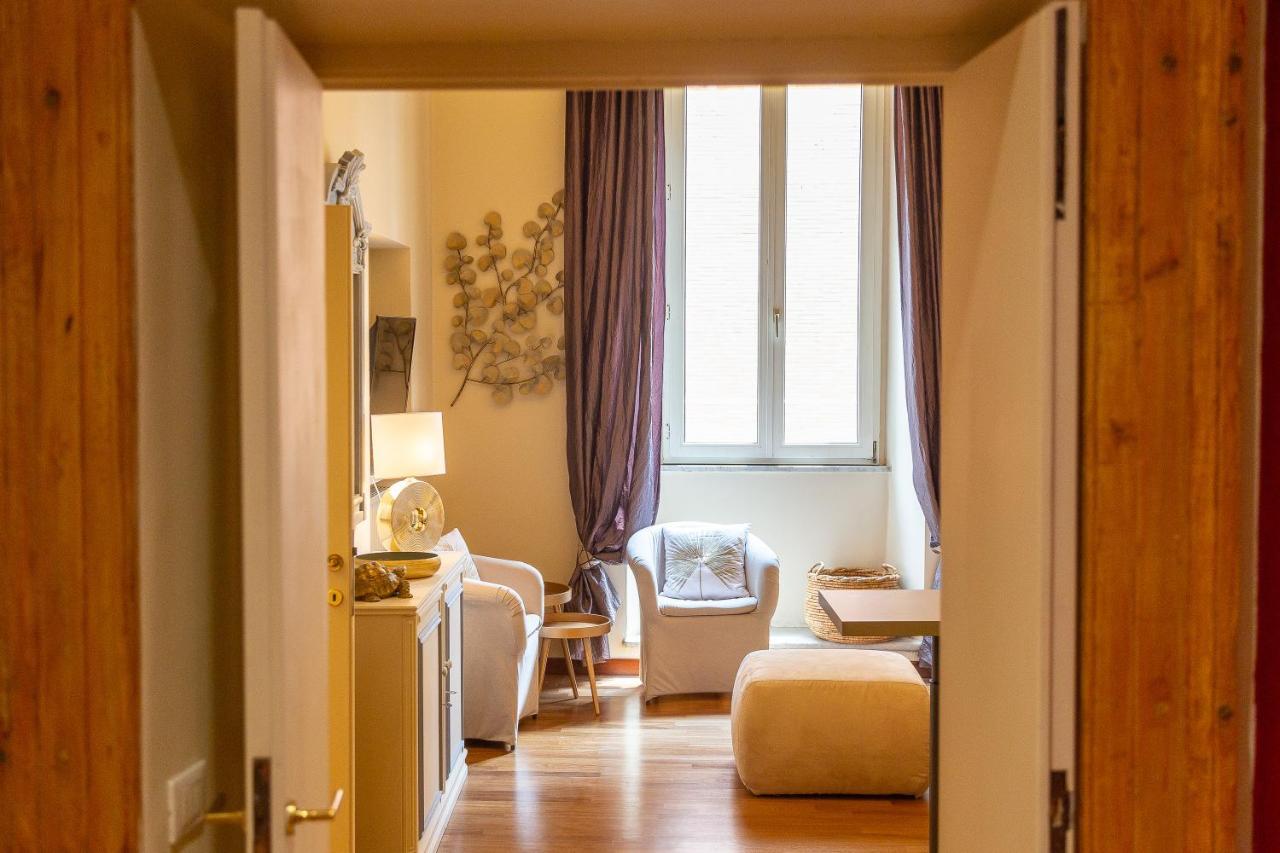 Spanish Steps Exclusive Rental In Rome Exterior photo